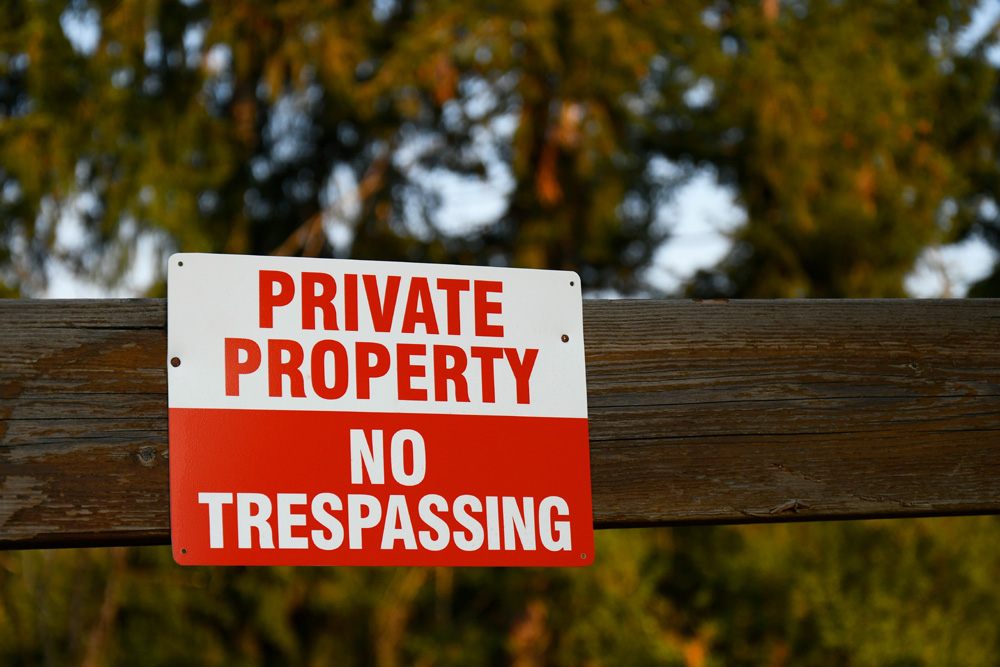 no trespassing